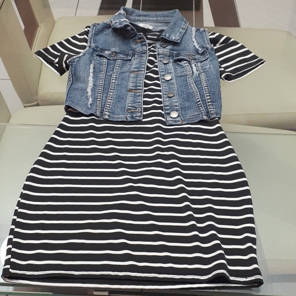 Dresses and jacket set 5 pieces - Picture 2 of 15